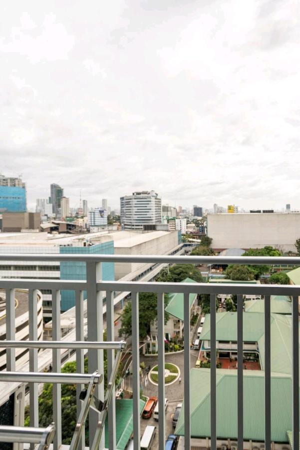 Grass Residences Sm North Edsa And Trinoma Quezon City Buitenkant foto
